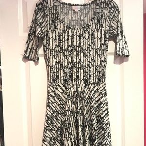 LuLaRoe Nicole Dress XS Black & White Print